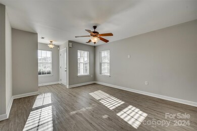 1446 Harpers Inlet Dr, Clover, SC 29710 - photo 5