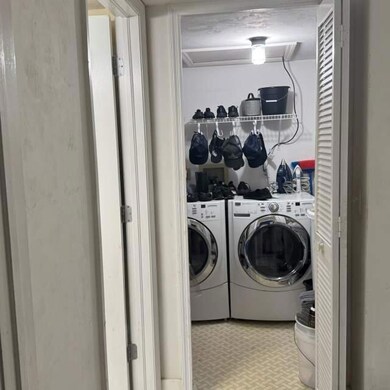 1005 Palm Beach Trace Dr, Royal Palm Beach, FL 33411 - photo 7