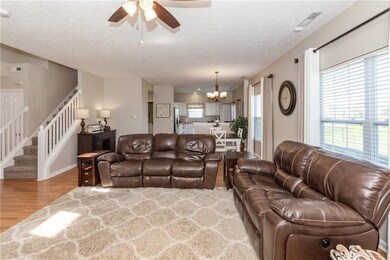 2730 Longleaf Dr, Greenwood, IN 46143 - photo 7