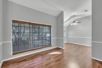 24 S Rain Forest Ct, Spring, TX 77380 - photo 6