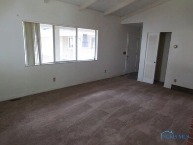 2339 Tremainsville Rd, Toledo, OH 43613 - photo 3