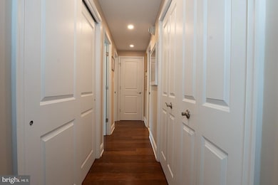 William Penn House unit 807, Philadelphia, PA 19103 - photo 7