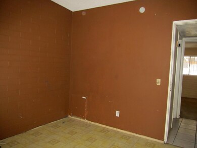 Extra Room 1