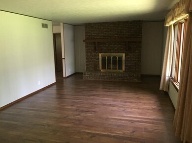 5798 W Schultz Rd, La Porte, IN 46350 - photo 5