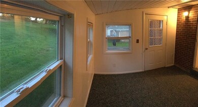 3 Season Room Off Kitchen