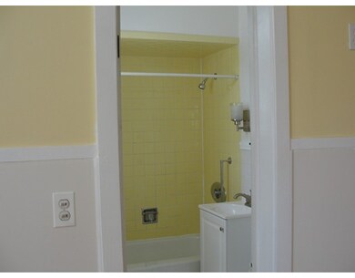 100 Greenleaf St unit 3, Quincy, MA 02169 - photo 7