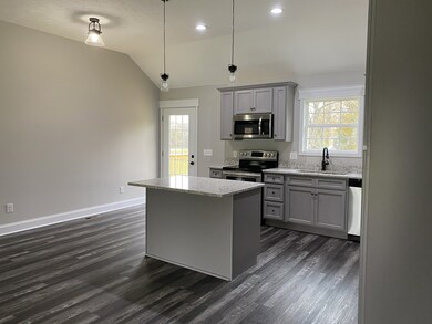 101 Richland Dr, Shelbyville, TN 37160 - photo 6