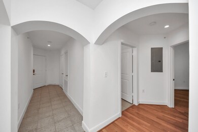 Piedmont at River Oaks unit 25, Houston, TX 77019 - photo 6