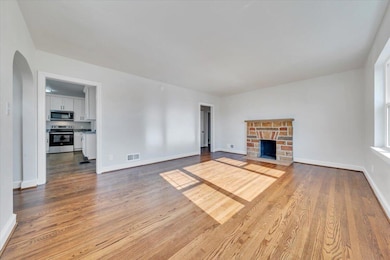 202 N Bruffey St, Salem, VA 24153 - photo 5