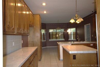 Kitchen Bar Counter