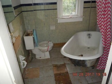 loretta2-bath