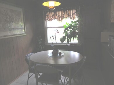 1349 Ironwood Dr, Columbus, OH 43229 - photo 5