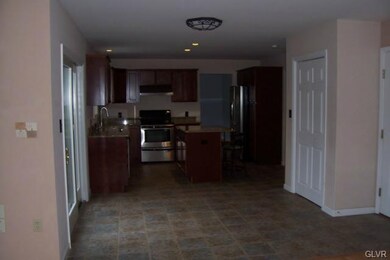 4811 Beck Rd, Emmaus, PA 18049 - photo 5
