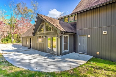 408 Lakecrest Dr, Harriman, TN 37748 - photo 2