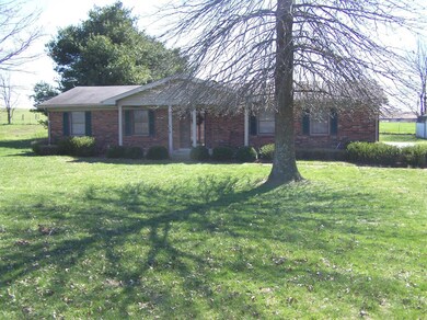 256 Talmage Mayo Rd, Harrodsburg, KY 40330 - photo 2