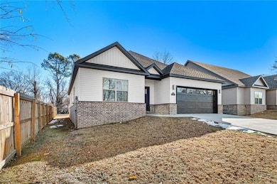 704 2nd Ave SW, Gravette, AR 72736 - photo 2