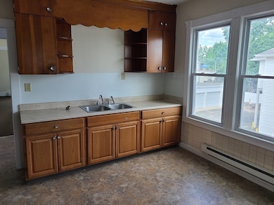 245 Winsor St unit 245, Ludlow, MA 01056 - photo 2