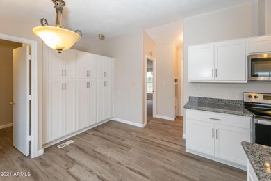 23107 W Bunker Peak Rd