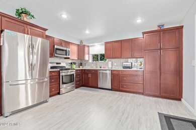 Beautifully updated kitchen