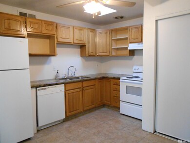 1005 Baywood Dr unit D, Sparks, NV 89434 - photo 4