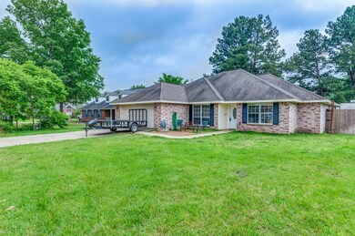 200 Plum Ridge, Lufkin, TX 75904 - photo 4