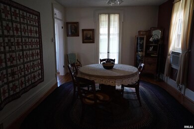 901 Stone St, Bellevue, IA 52031 - photo 3