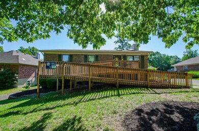 7703 Apple Valley Dr, Louisville, KY 40228 - photo 2