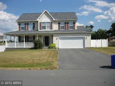 1414 Mallard Dr E, Chambersburg, PA 17202 - photo 3