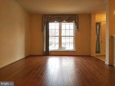 4934 Lockard Dr, Owings Mills, MD 21117 - photo 3