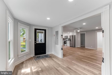 110 E 6th St, Laurel, DE 19956 - photo 3