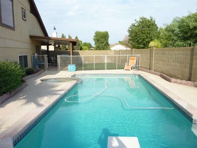 Edwards - Sweetwater Ave 018