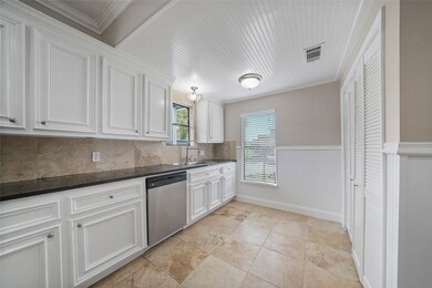 1002 Cordell St, Houston, TX 77009 - photo 5