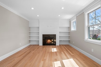 799 Heath St unit 2, Brookline, MA 02467 - photo 6