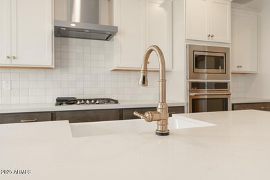 Tri Pointe Waterston Central 362 - Kitch
