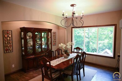 5411 SW Timber Ridge Ln, Topeka, KS 66610 - photo 7