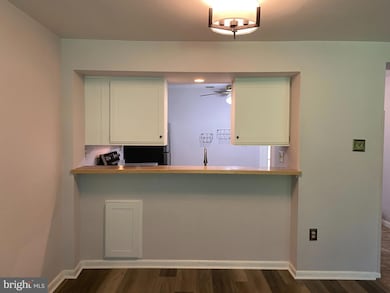 120 Allem Ln unit 120, Perkasie, PA 18944 - photo 5