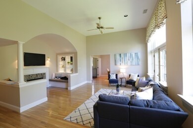 83 Church St unit 12, Winchester, MA 01890 - photo 5