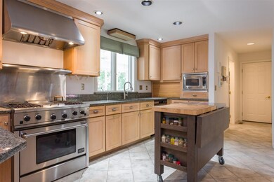 15 Fairway Dr, Dover, NH 03820 - photo 6