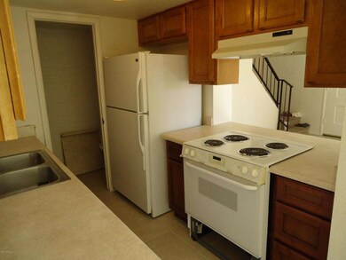 948 S Alma School Road Unit 142 Kitchen