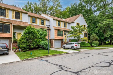 4805 Stonehedge Rd, Edison, NJ 08820 - photo 3