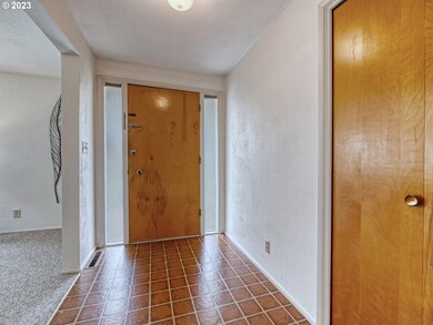 Entrance/Foyer
