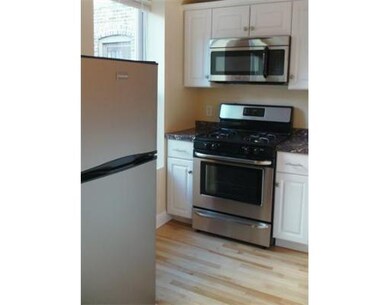 19 Thacher St, Boston, MA 02113 - photo 2