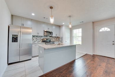 5405 Groveton St unit 2, Houston, TX 77033 - photo 6