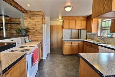 18126 Clarence Ave, Stanwood, WA 98292 - photo 7