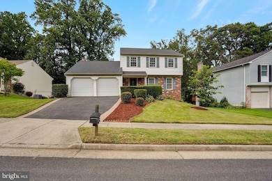 8298 Lindside Way, Springfield, VA 22153 - photo 2