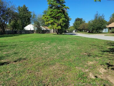Tree on SW side
