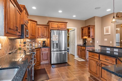 6910 SW 43rd Terrace, Topeka, KS 66610 - photo 7