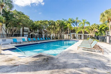 650 S Park Rd unit 135, Hollywood, FL 33021 - photo 2