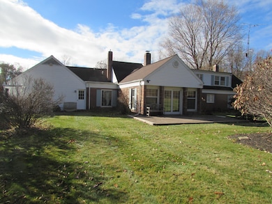 1852 N Walmont Dr, Jackson, MI 49203 - photo 3