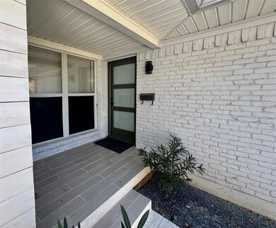 7412 Walling Ln, Dallas, TX 75231 - photo 2